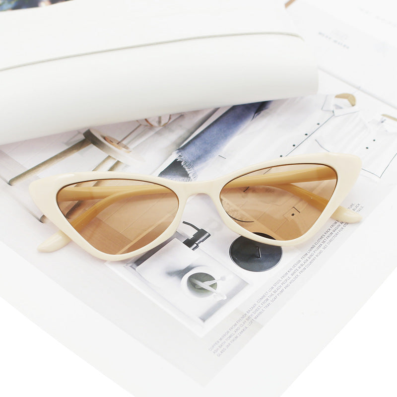 Women's Cat-Eye Sunglasses with Carefully Designed Frame Stornfield