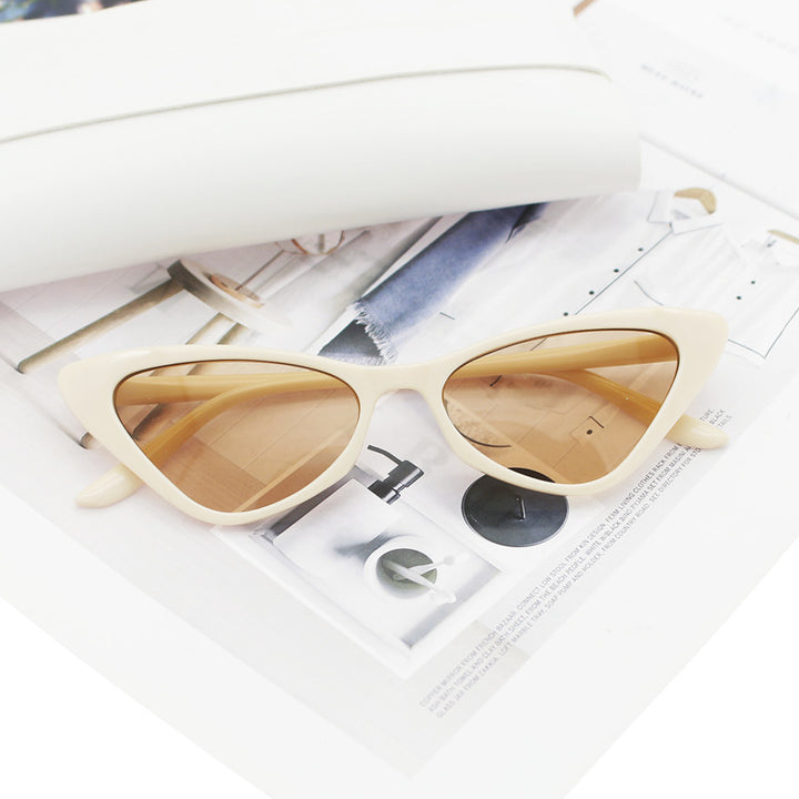 Women's Cat-Eye Sunglasses with Carefully Designed Frame Stornfield