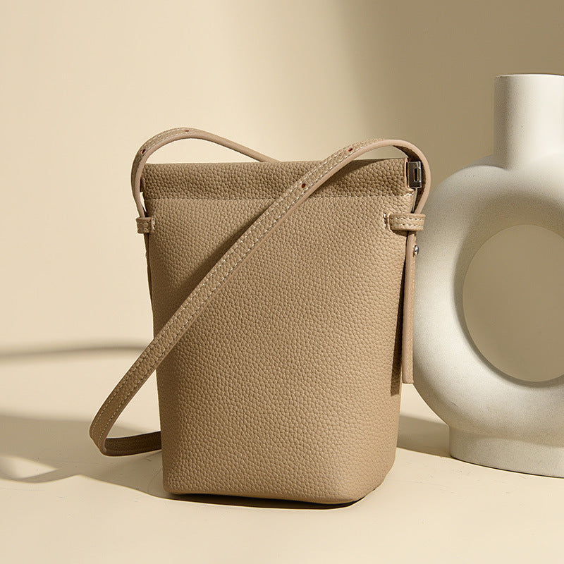 Elegant Textured Bucket Bag Stornfield