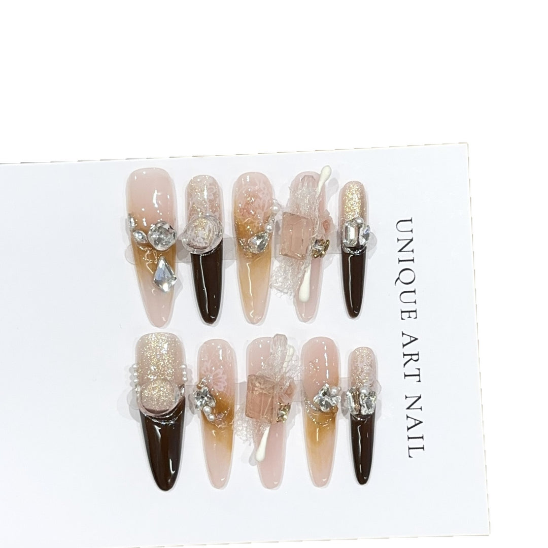 Luxurious Decorative Press-On Nail Art Set