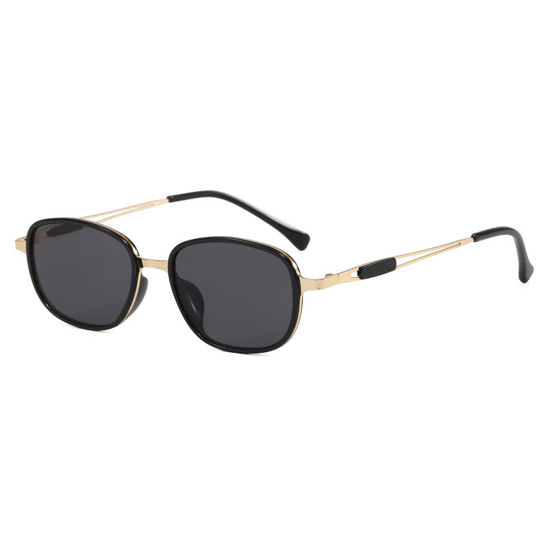 Fashionable sunglasses with square frame and slim metal frame Stornfield