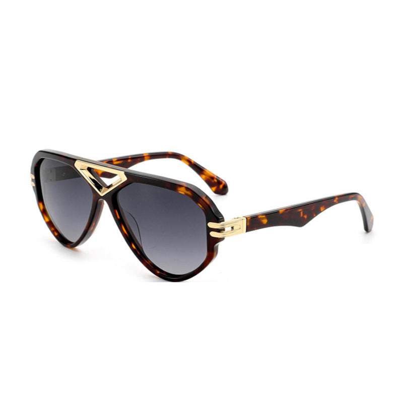 Women's elegant sunglasses with distinctive frame Stornfield