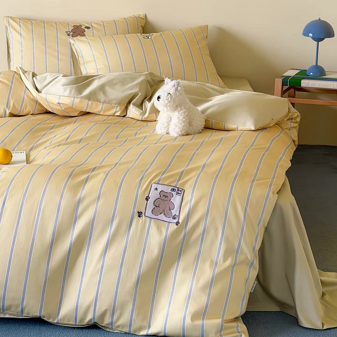 Striped Cotton Sateen Duvet Cover Set with Embroidered Cat Patch and Hidden Zipper