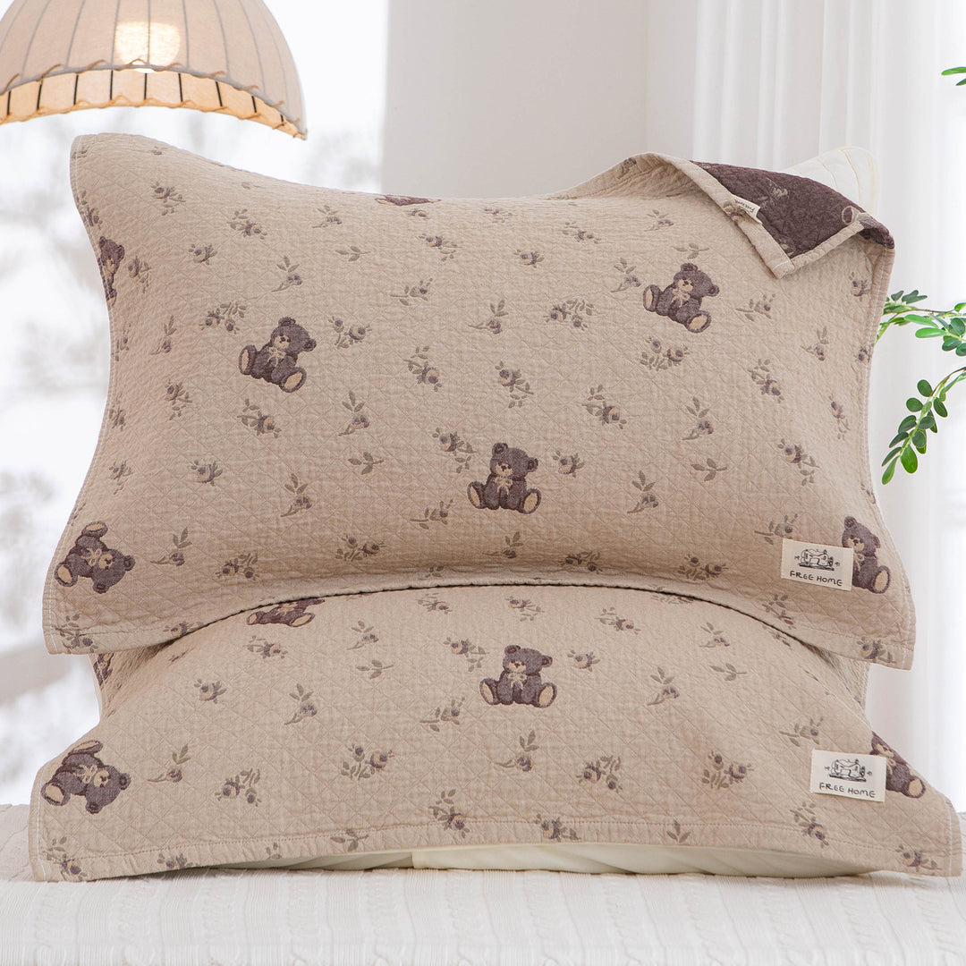 Ladies pillowcase with playful horse motif Stornfield