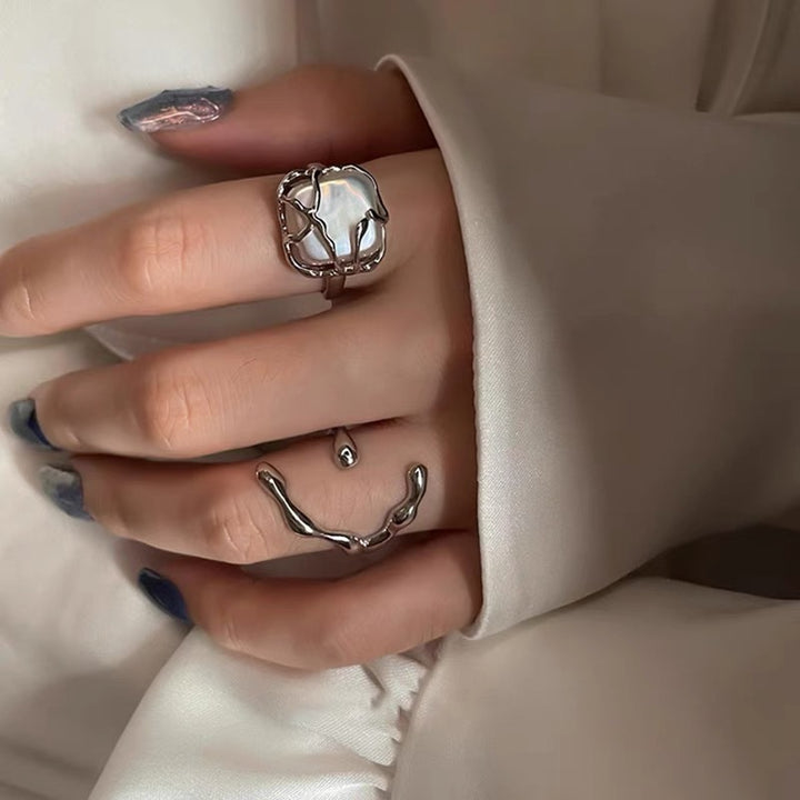 Stylish Ring with Organic Design Stornfield