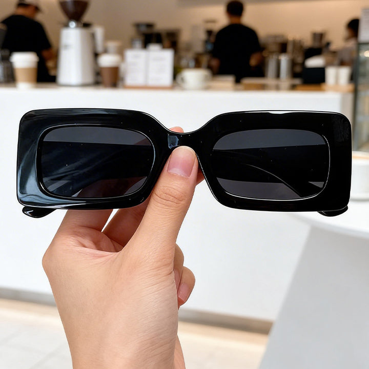 Bold Retro Square Sunglasses Stornfield
