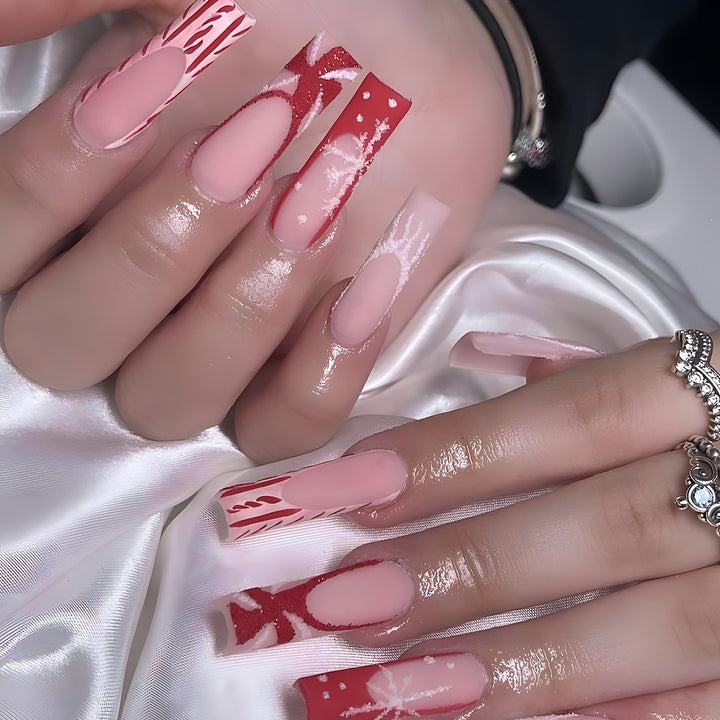 Artificial nail set with festive winter theme Stornfield