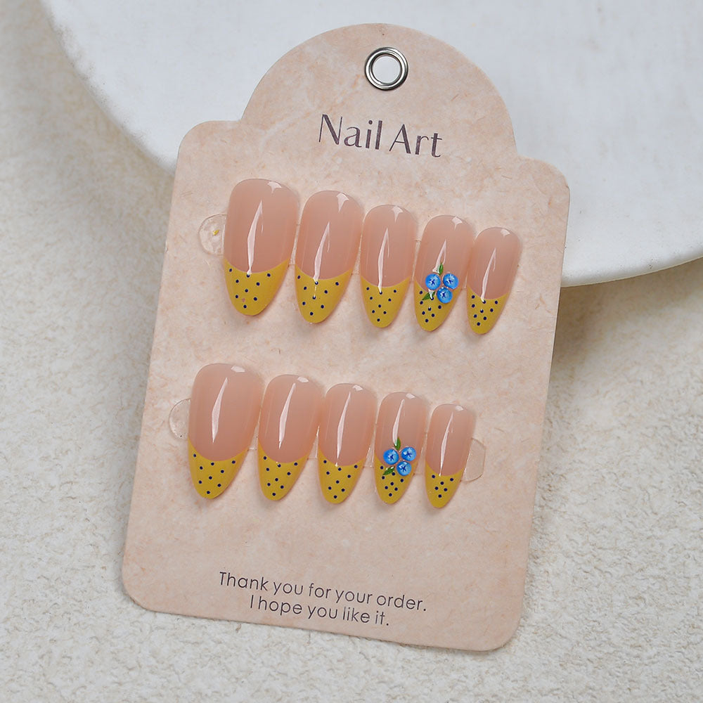 Decorative Press-On Nail Art Set Stornfield