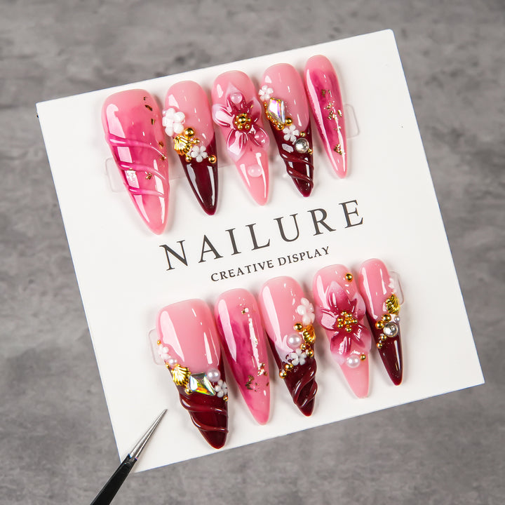 Artistic Press-On Nail Enhancements Set