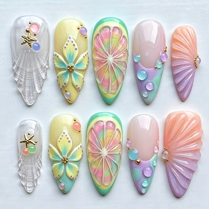Artificial nail set with creative flower and glitter details Stornfield