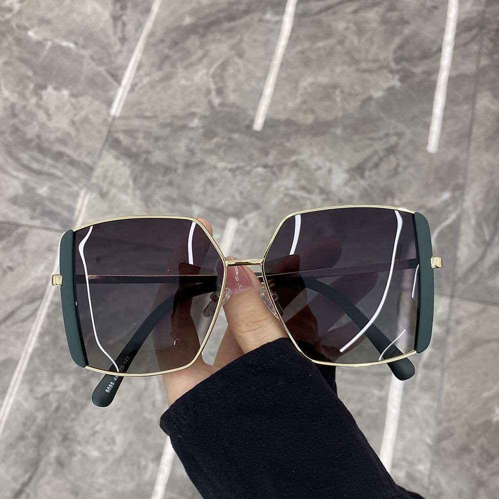 Women's oversized sunglasses with glamorous frame Stornfield