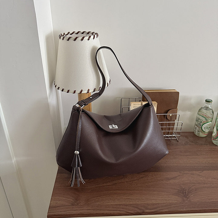 Elegant Textured Handbag