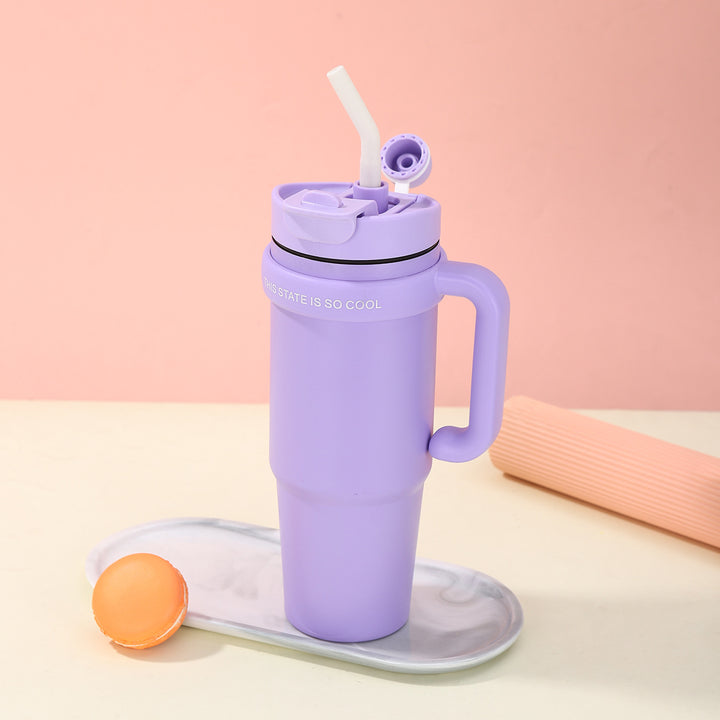 Unisex drinking cup with integrated straw Stornfield