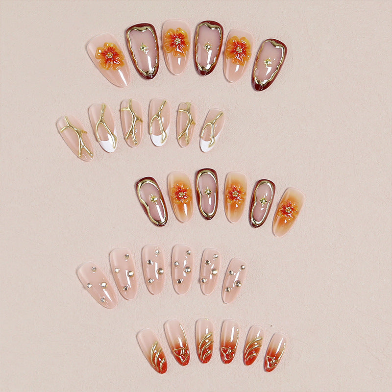 Do-it-Yourself artificial nails with floral designs Stornfield