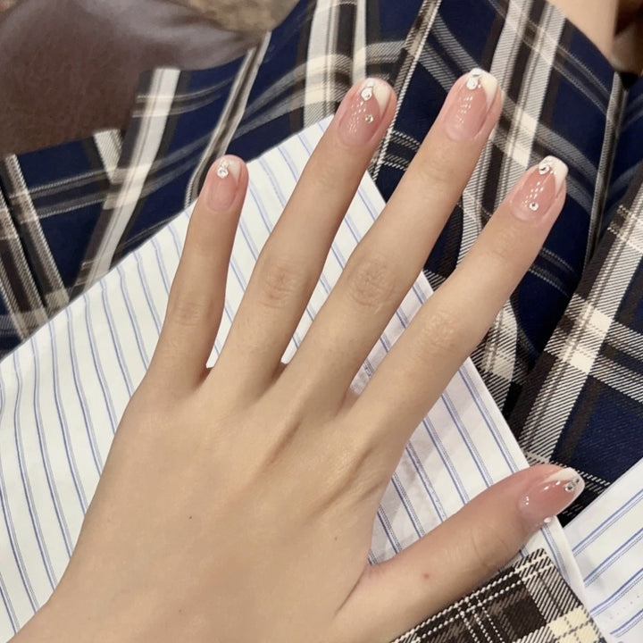 Elegant Decorated Artificial Nails Stornfield
