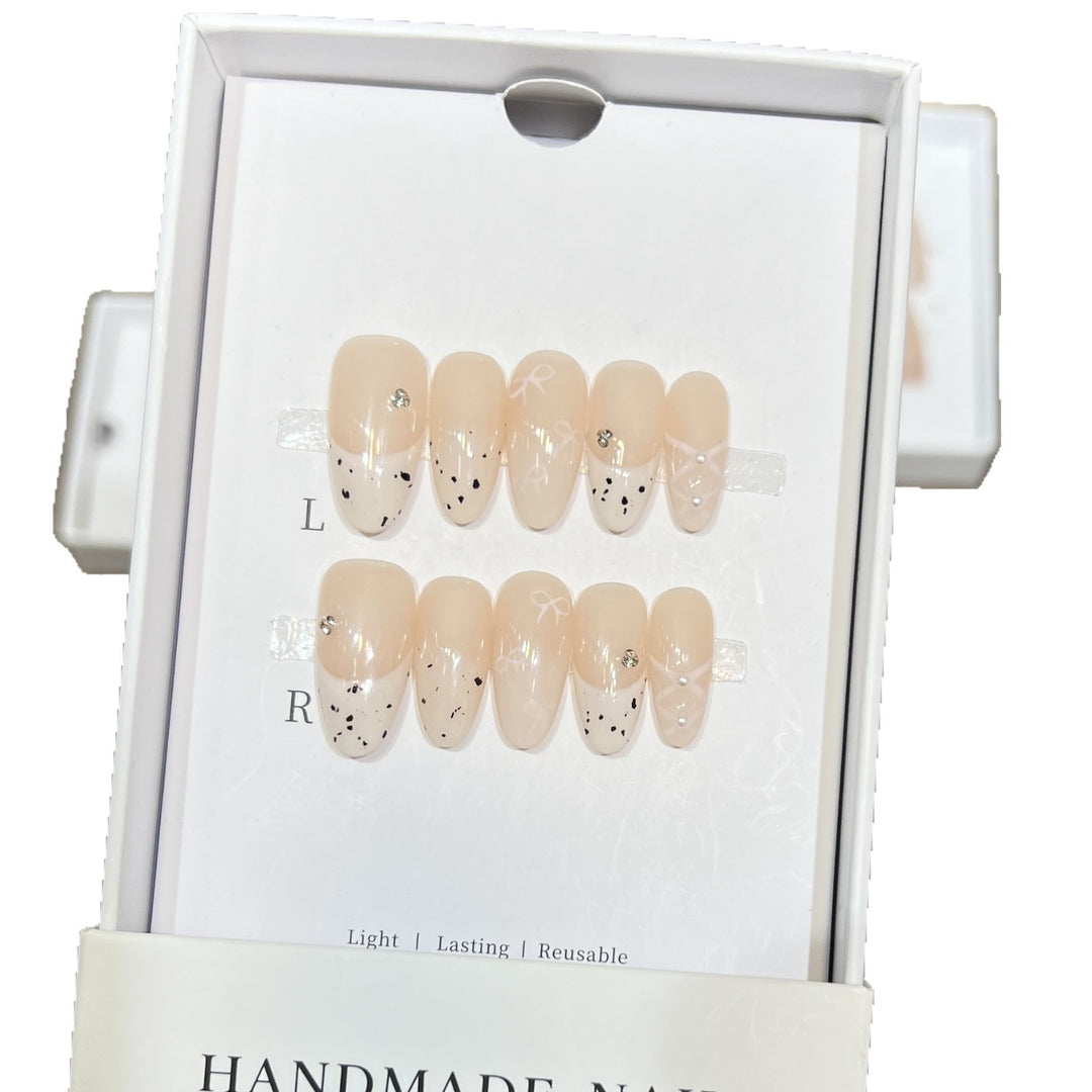 Handmade Decorative Press-On Nail Set Stornfield