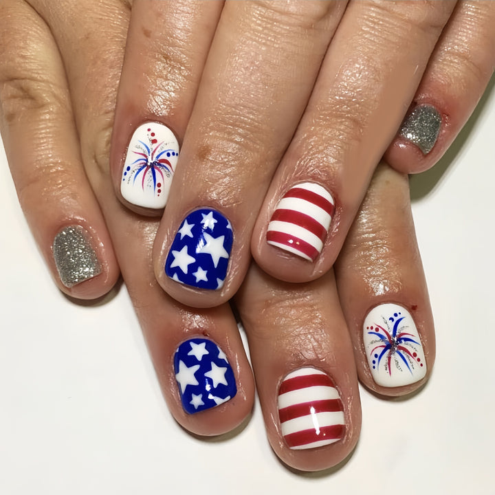 Patriotic Themed Press-On Nail Art Set Stornfield