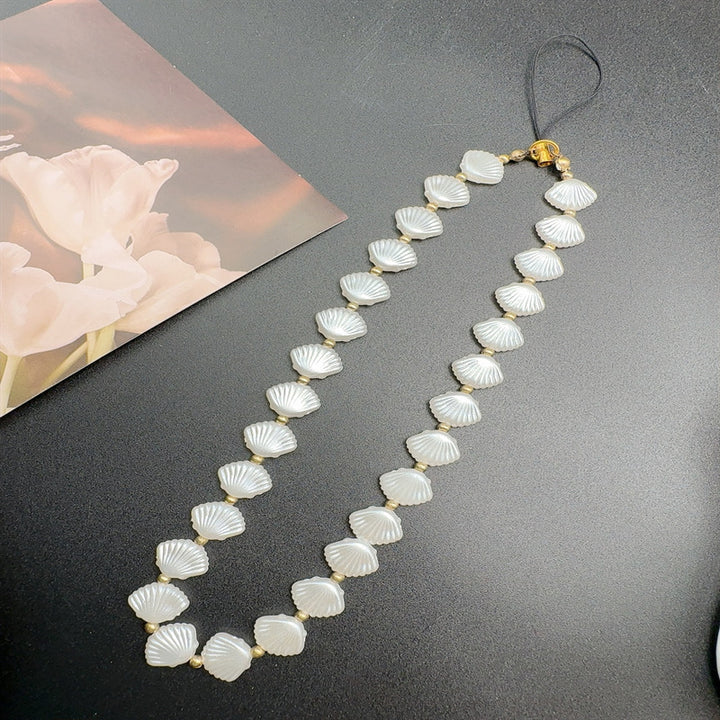 Shell-Inspired Beaded Necklace Stornfield