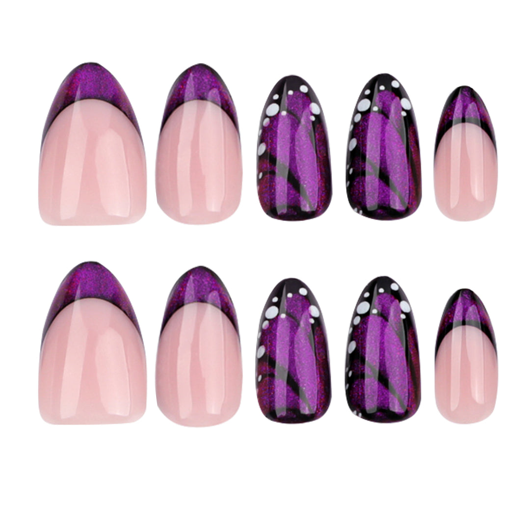 Artificial press-on nails in elegant design Stornfield