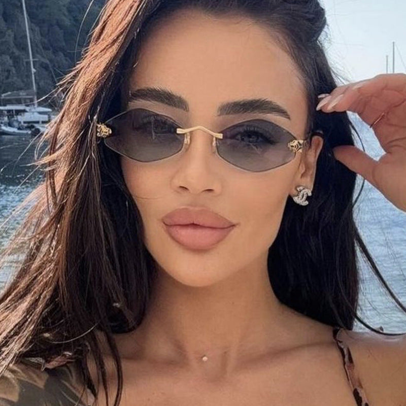 Women's geometric sunglasses with double metal frame and protective lenses Stornfield