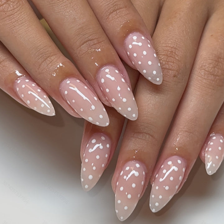Decorative Polka Dot Press-On Nails Stornfield