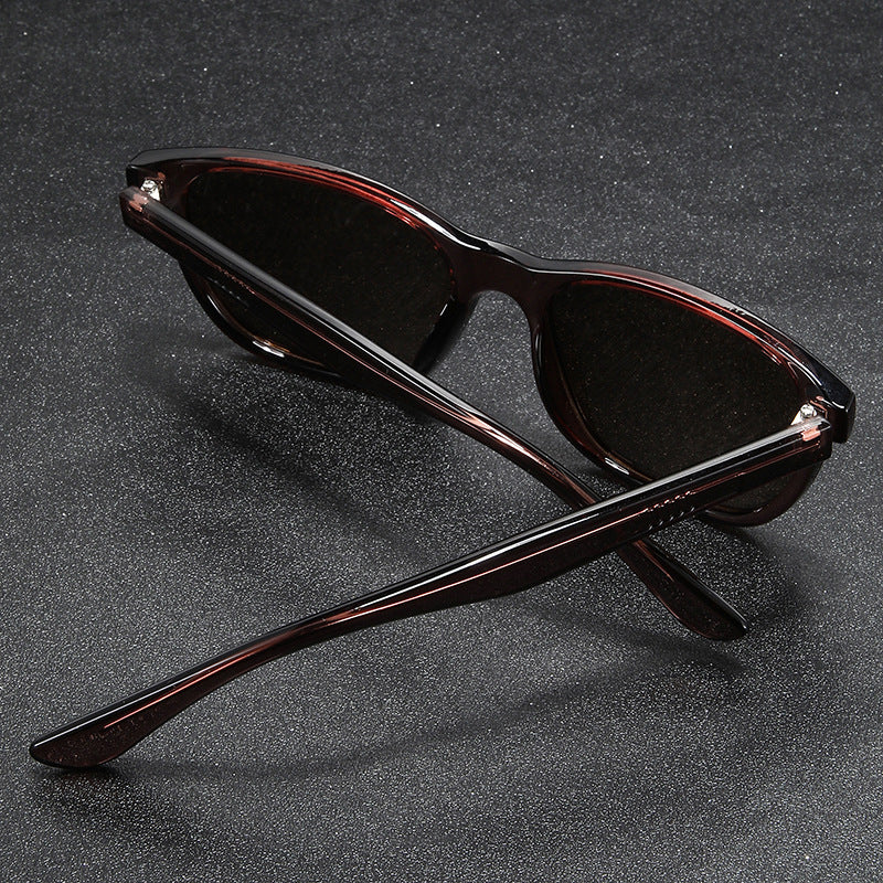 Women's sunglasses in modern retro design with high-quality UV protection Stornfield