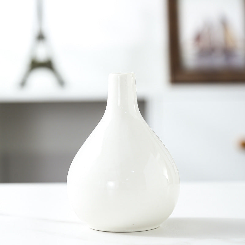 Modern Ceramic Teardrop Vase Stornfeild