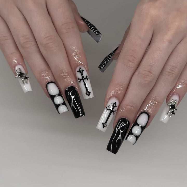 Gothic Chic Nail Art Set Stornfield