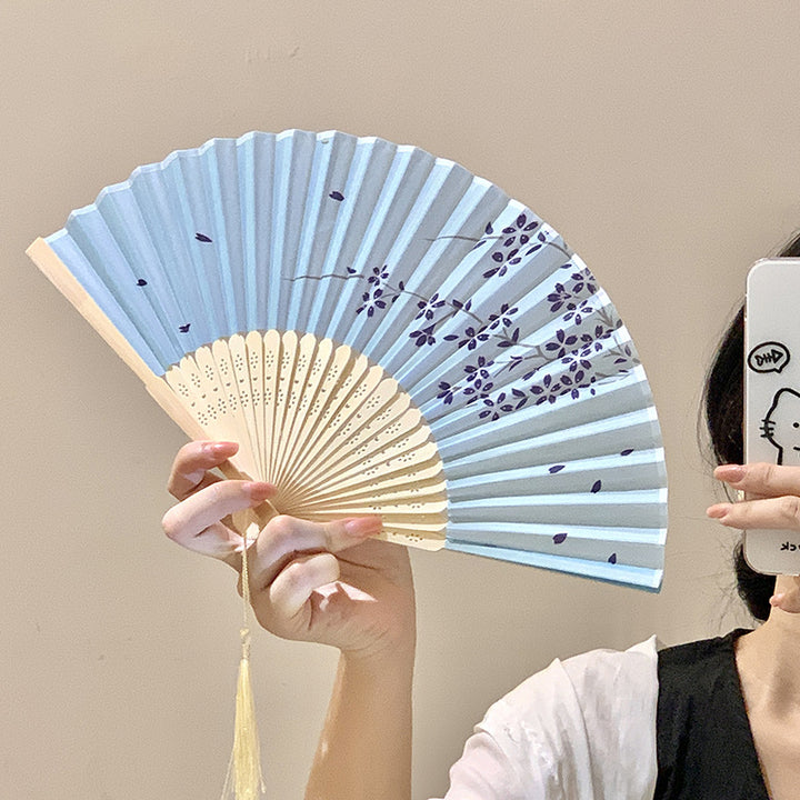 Handcrafted fan with floral design Stornfield