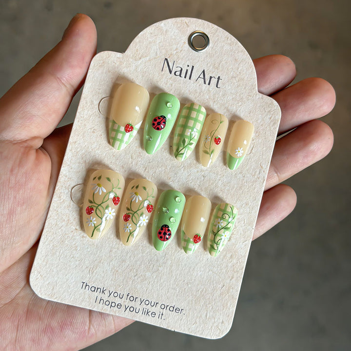 Artistic Natural Press-On Nails Set Stornfield
