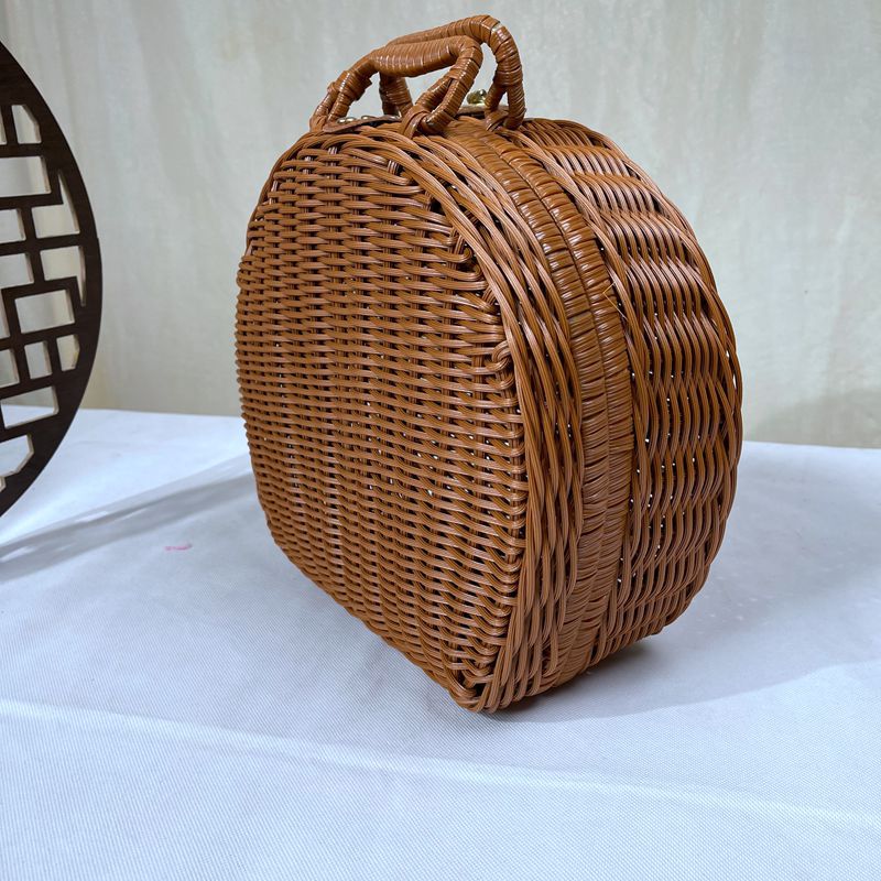 Ladies stylish braided handbag Stornfield
