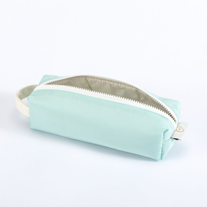 Lightweight Zippered Travel Pouch Stornfield