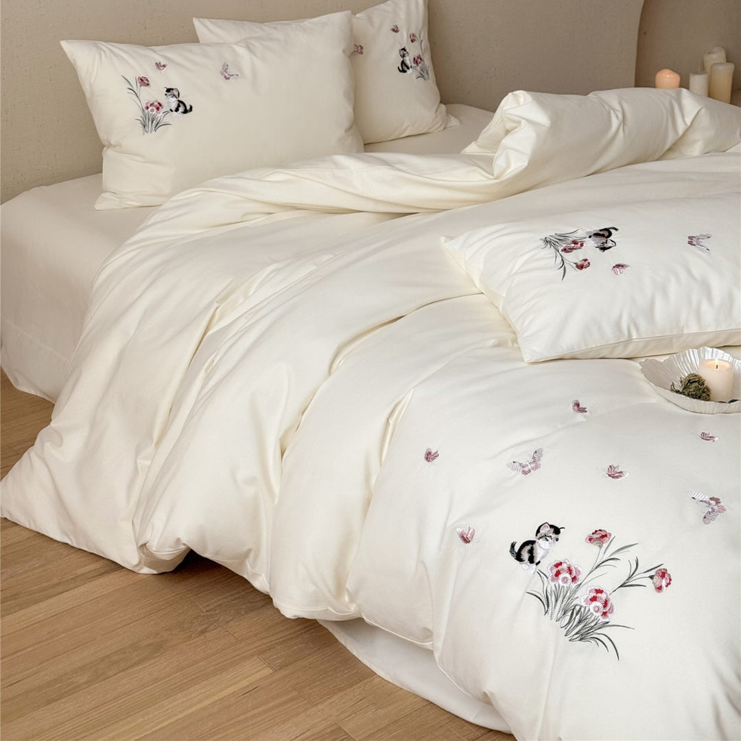 Embroidered Cotton Sateen Duvet Cover Set with Cat and Floral Motif