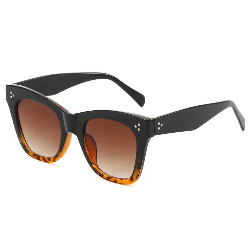 Ladies fashionable sunglasses in stylish Cat-Eye design Stornfield