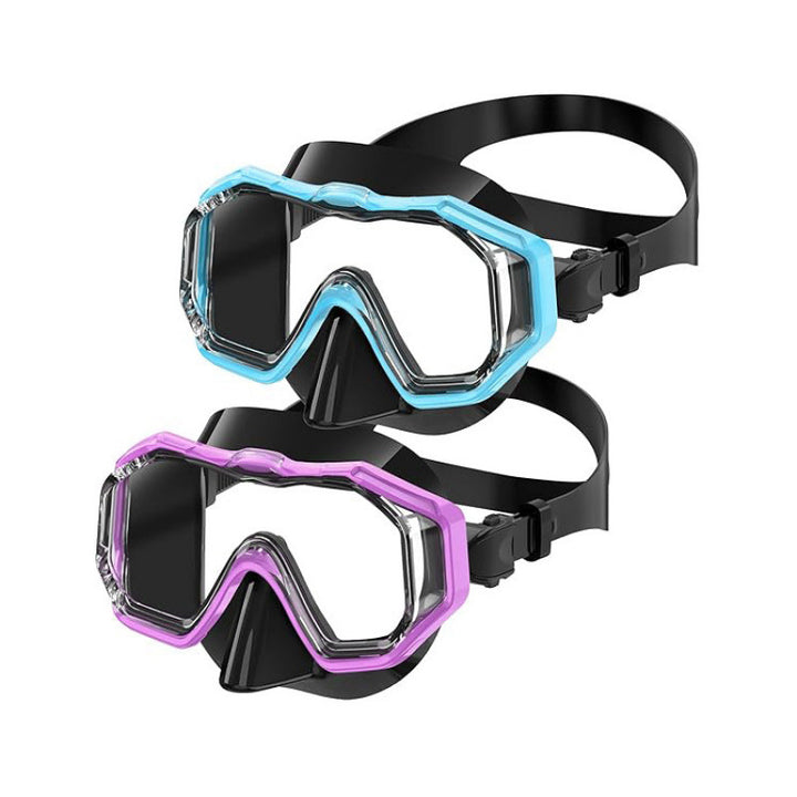 Diving mask with special field of vision and anti-fog technology Stornfield