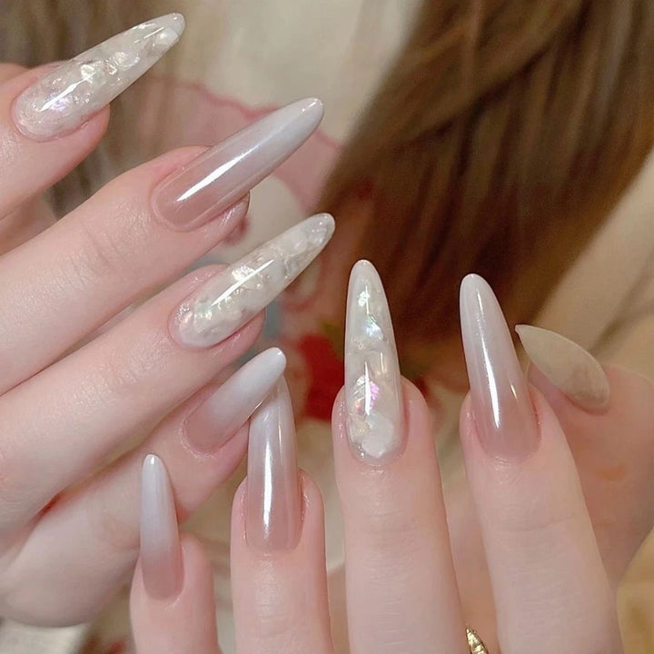 Elegant Press-On Nail Kit with Decorative Elements Stornfield