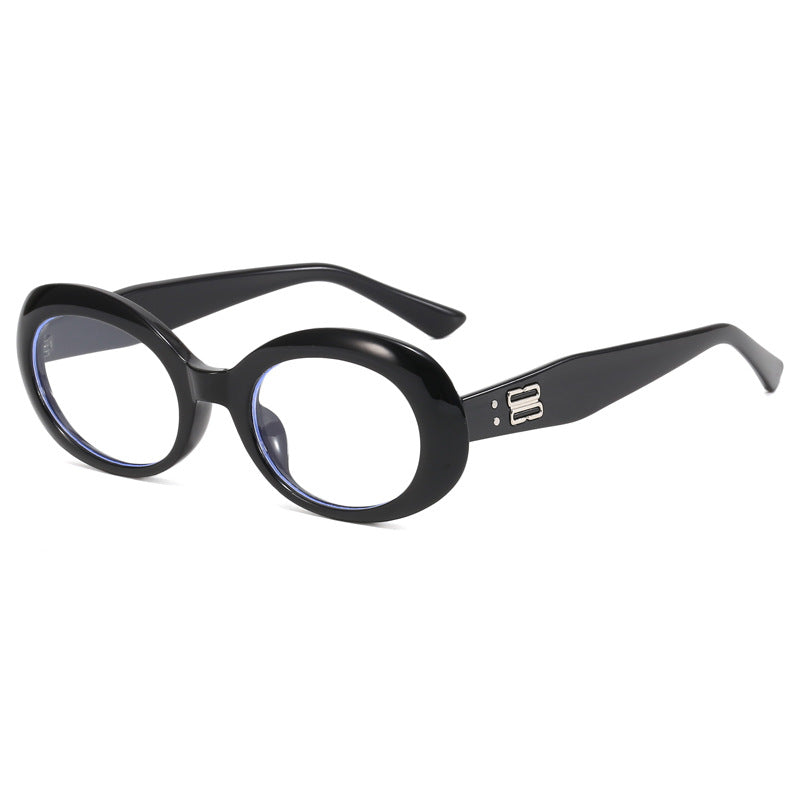 Women Retro-inspired Sunglasses with Wide Frame Stornfield