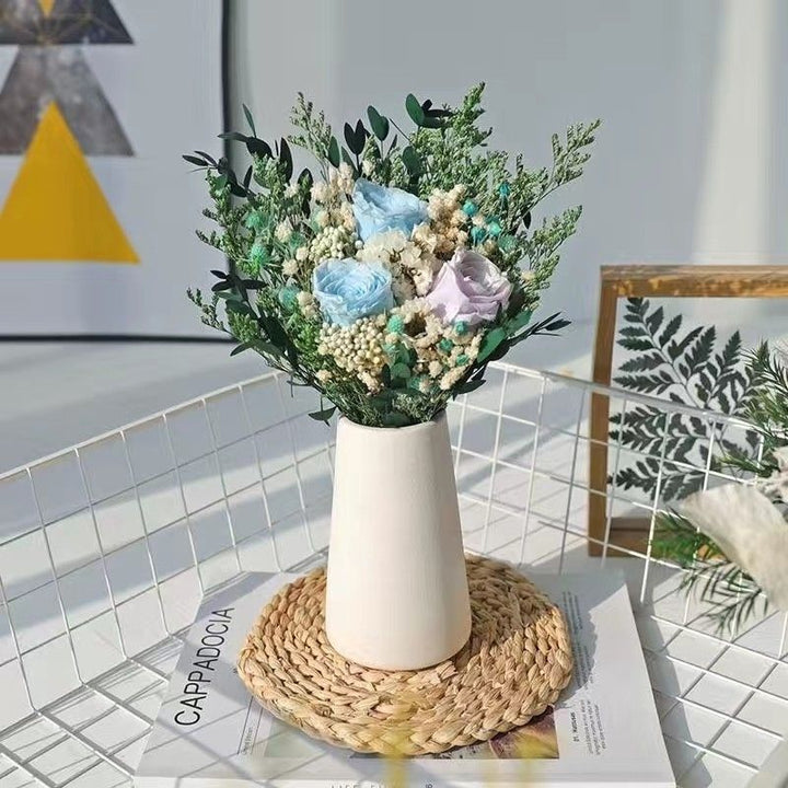 Elegant Dried Flower Bouquet with Decorative Vase