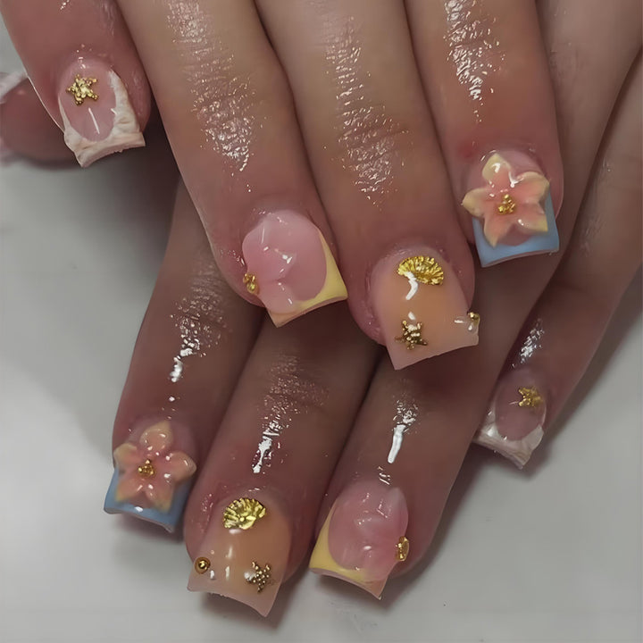 Nail art set with floral accents and elegant shine Stornfield