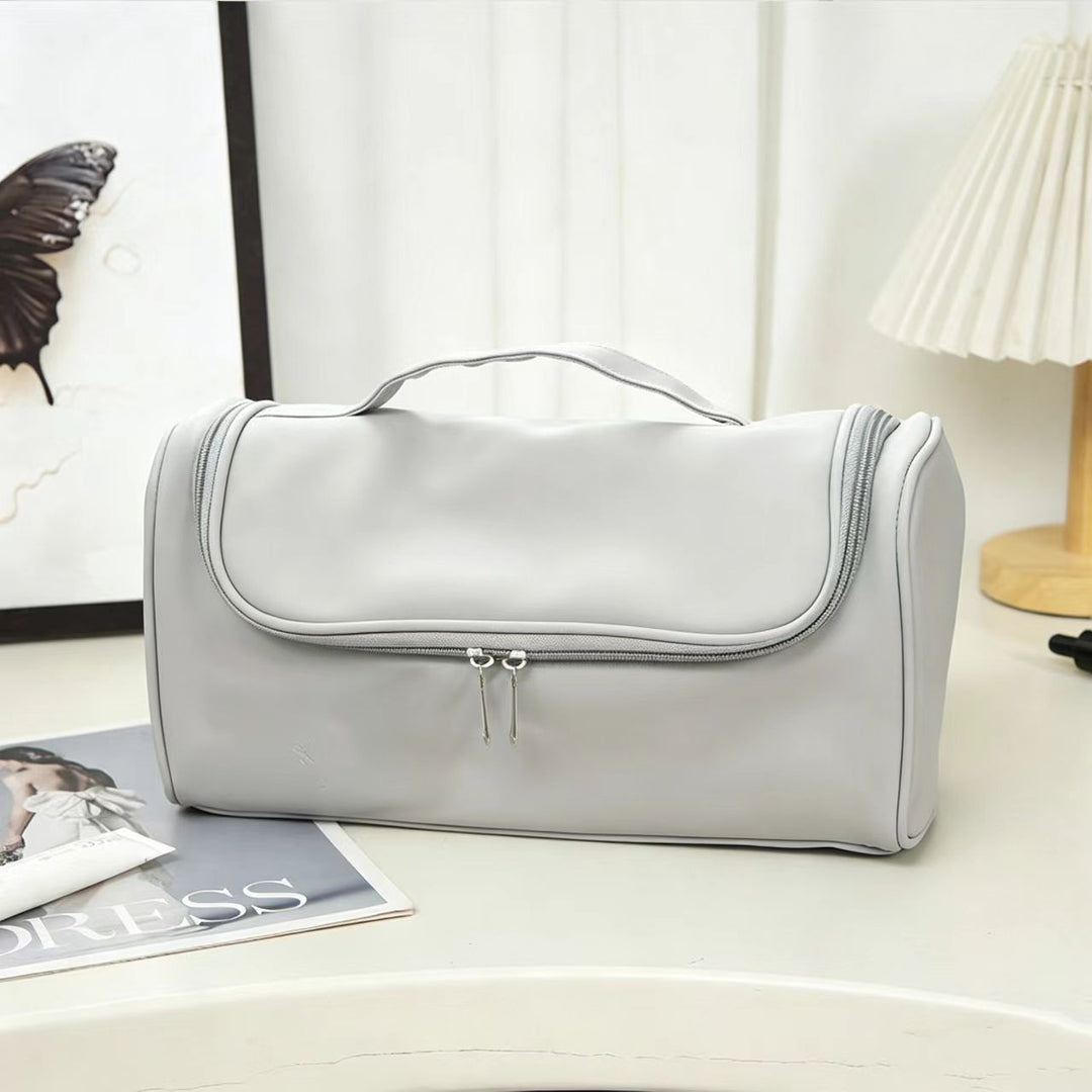 Travel cosmetics bag with multiple compartments Stornfield