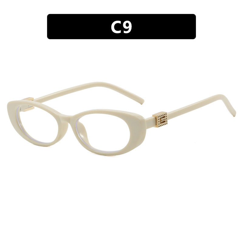 Women elegant Cat-Eye sunglasses with fine accents Stornfield