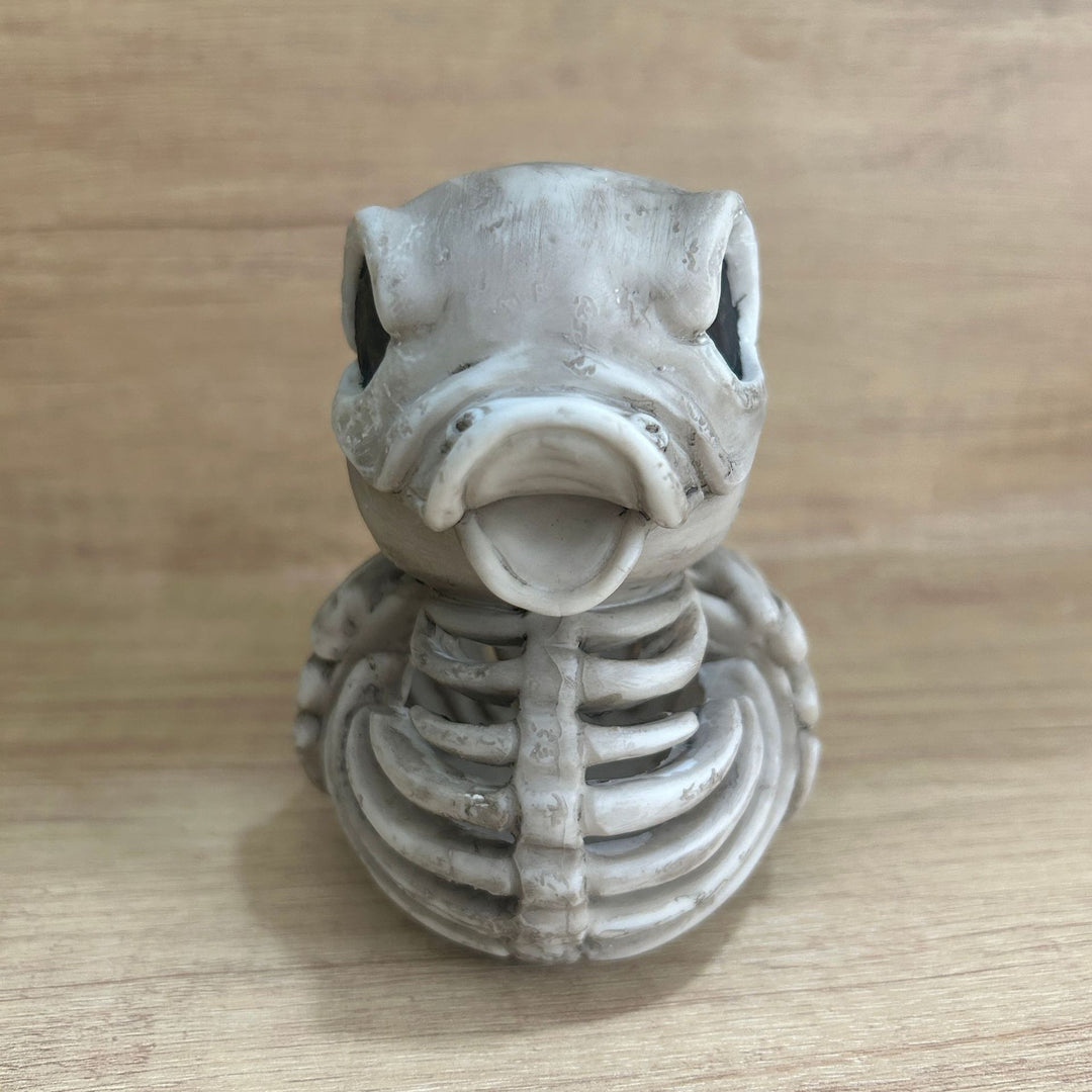 Decorative figure in skeleton style Stornfield