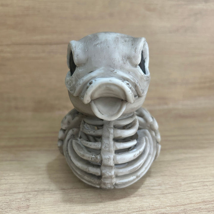 Decorative figure in skeleton style Stornfield