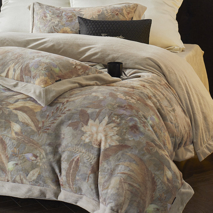 Plush Reversible Floral Microfleece Comforter Duvet with Brushed Suede Trim