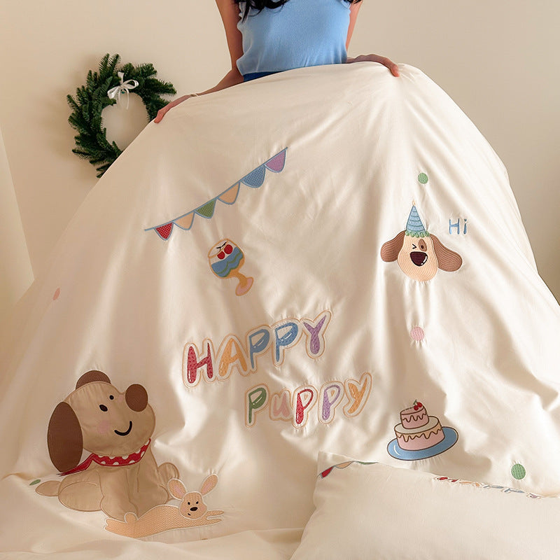 Kawaii Appliqué Cotton Sateen Duvet Cover Set with Embroidered Character & Decorative Strawberry Cushion