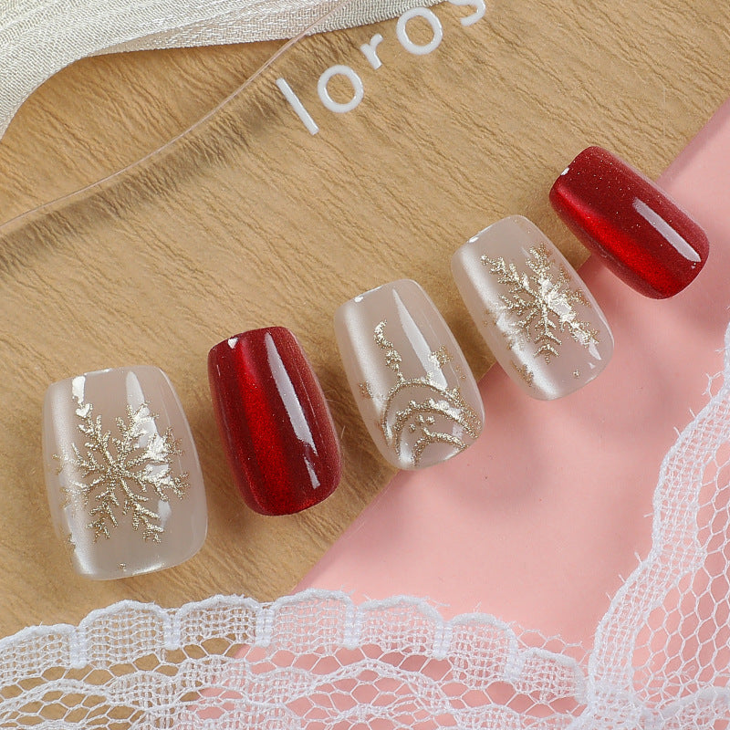 Festive Holiday-Themed Press-On Nail Art Kit