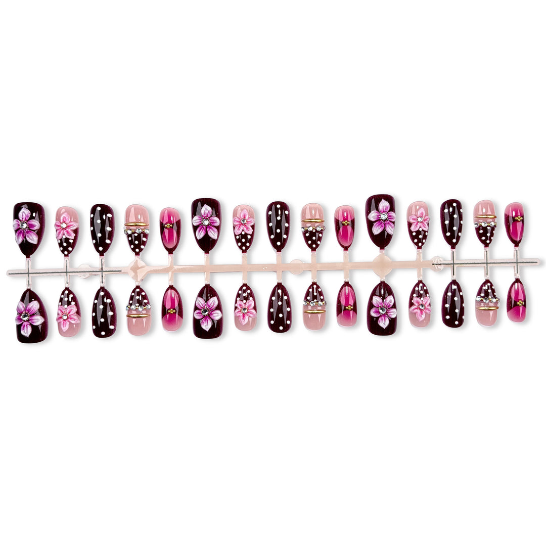 Decorative Press-On Nail Art Set with Floral Accents 1790746306