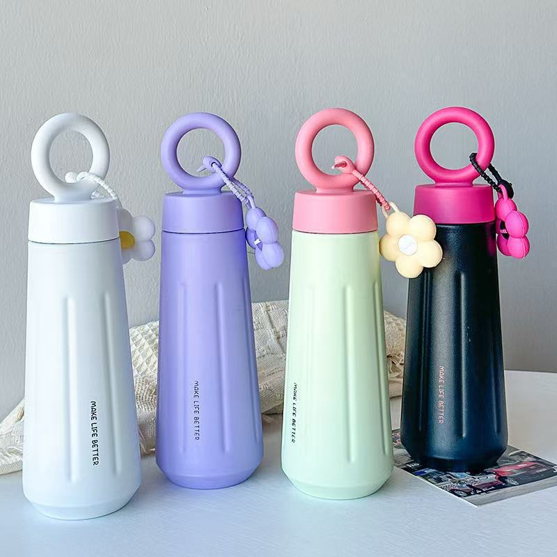 Ladies stylish water bottle with practical carry handle Stornfield