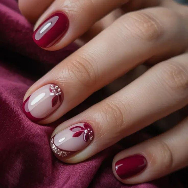 Artificial nails with floral design and glamour accents Stornfield