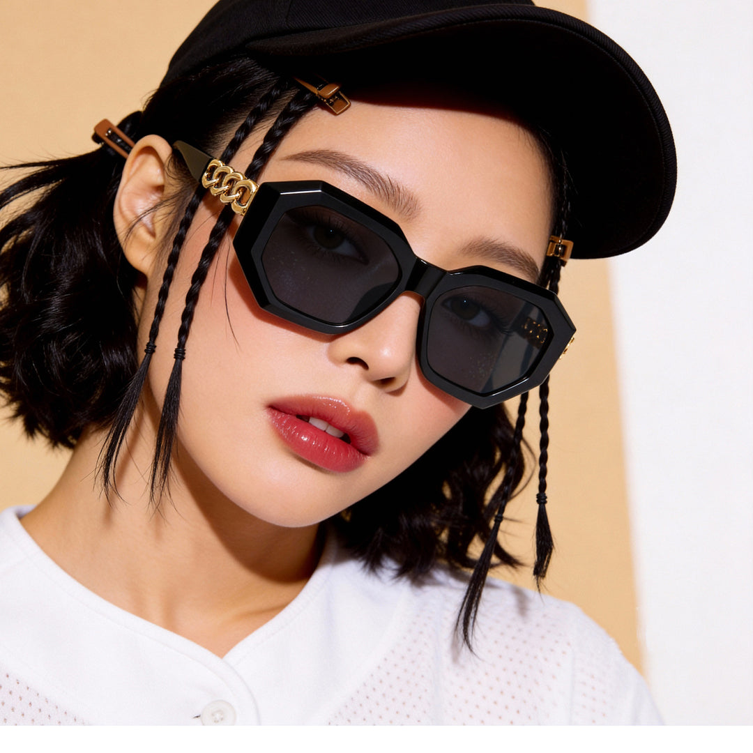 Ladies fashionable sunglasses with luxurious chain frame Stornfield